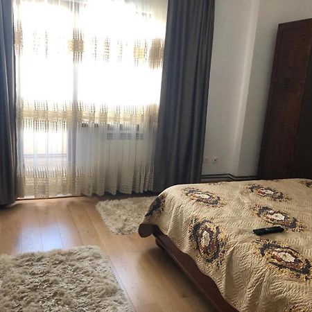 Peninsula Apartment, Констанца Екстериор снимка