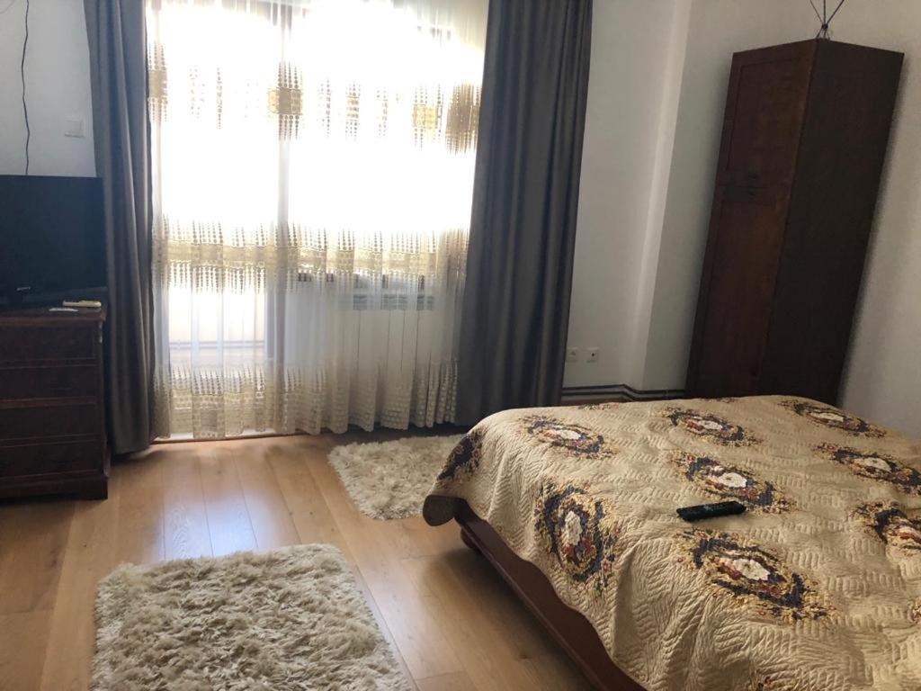 Peninsula Apartment, Констанца Екстериор снимка